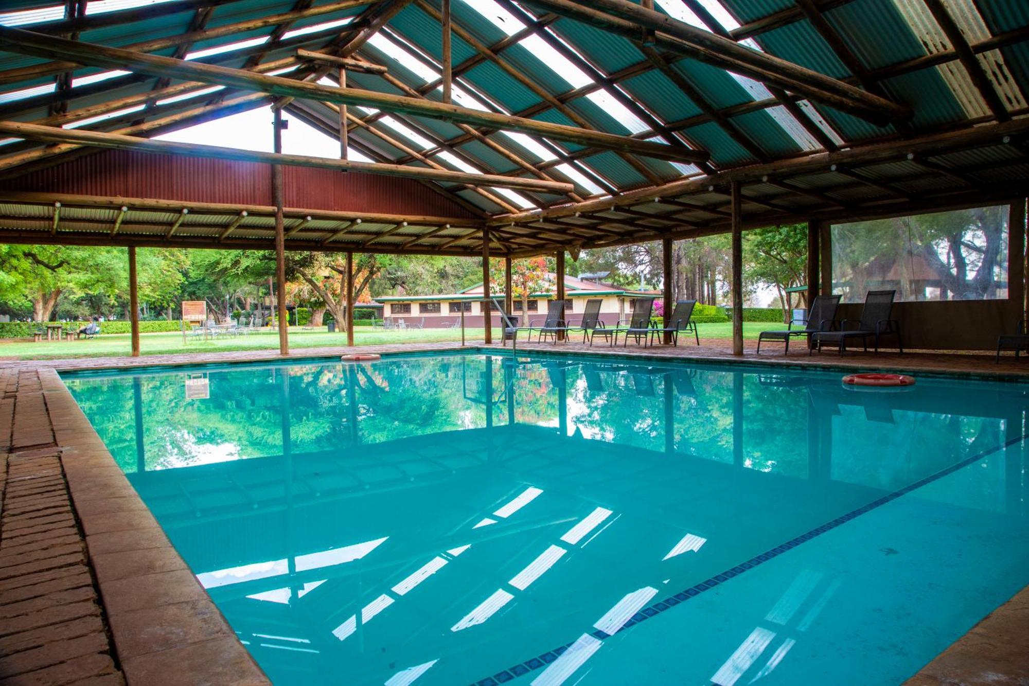 Sondela Nature Reserve & Spa Chalets เบอลา-เบอลา ภายนอก รูปภาพ