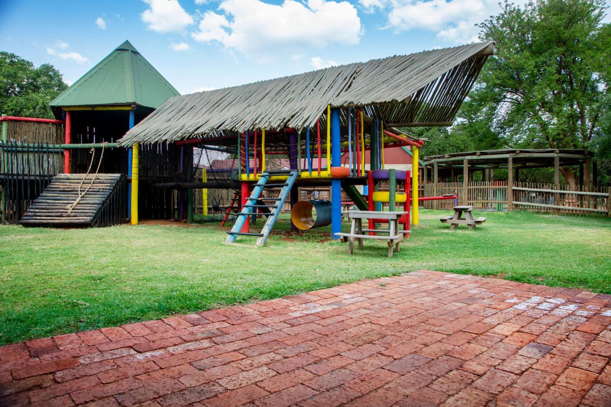 Sondela Nature Reserve & Spa Chalets เบอลา-เบอลา ภายนอก รูปภาพ